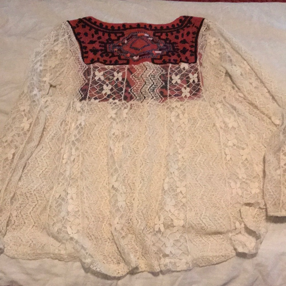 Lace Embroidered Top - Picture 4 of 4